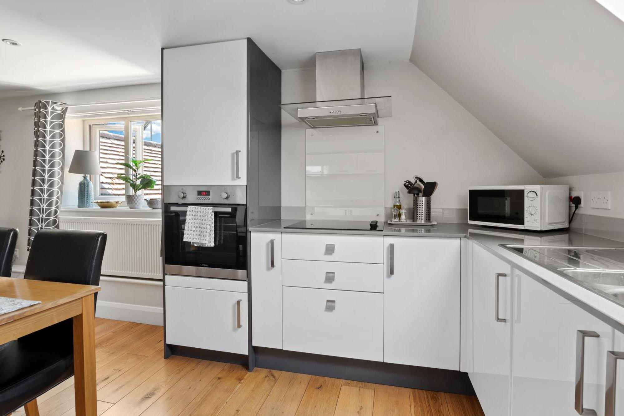 Cosy & Central Brockenhurst Flat, 2Br Exterior photo